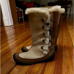 Clarks Privo leather faux women’s winter boots. Very clean, in great condition